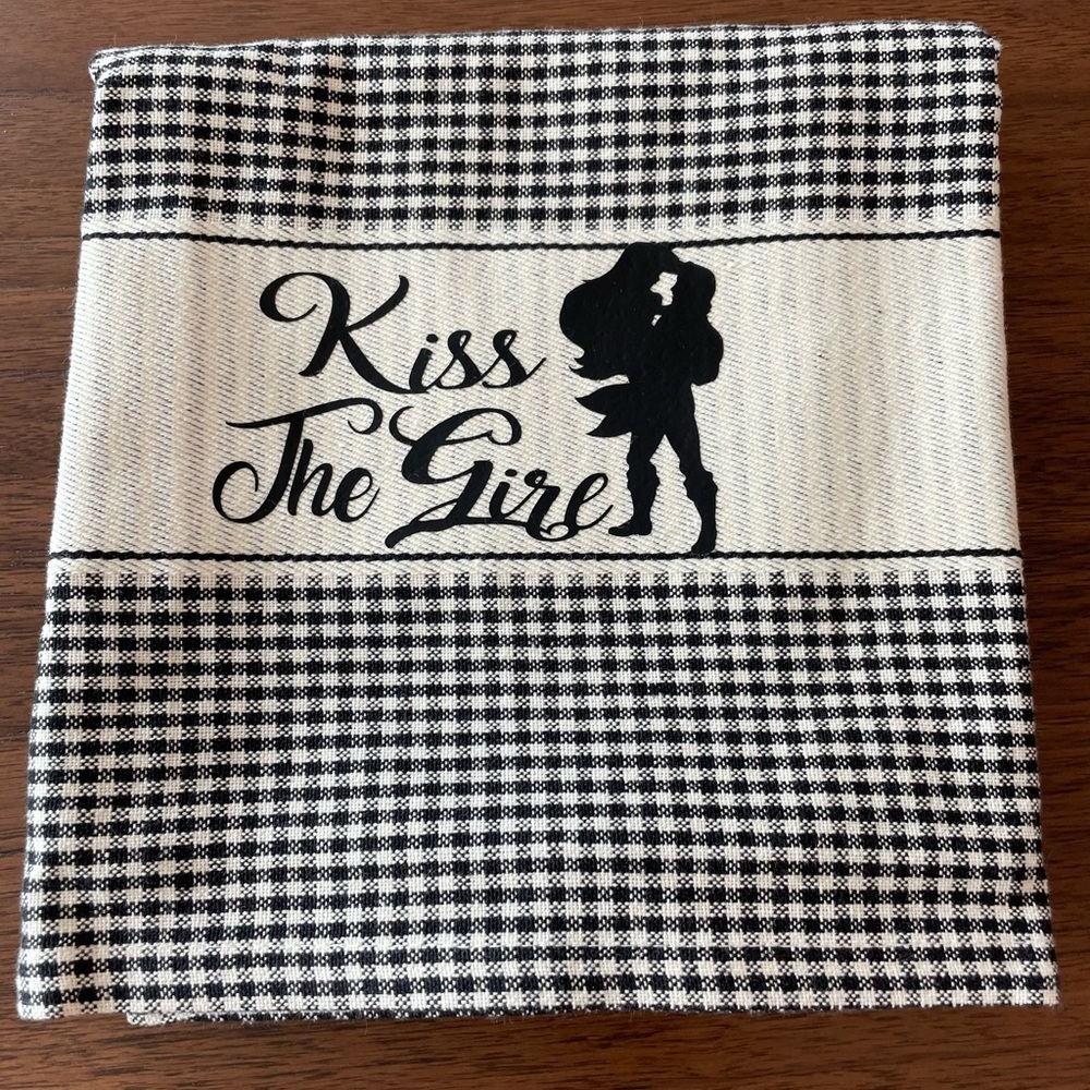 Decorative Little Mermaid Kitchen Towel set of 3 - Picture 4 of 4